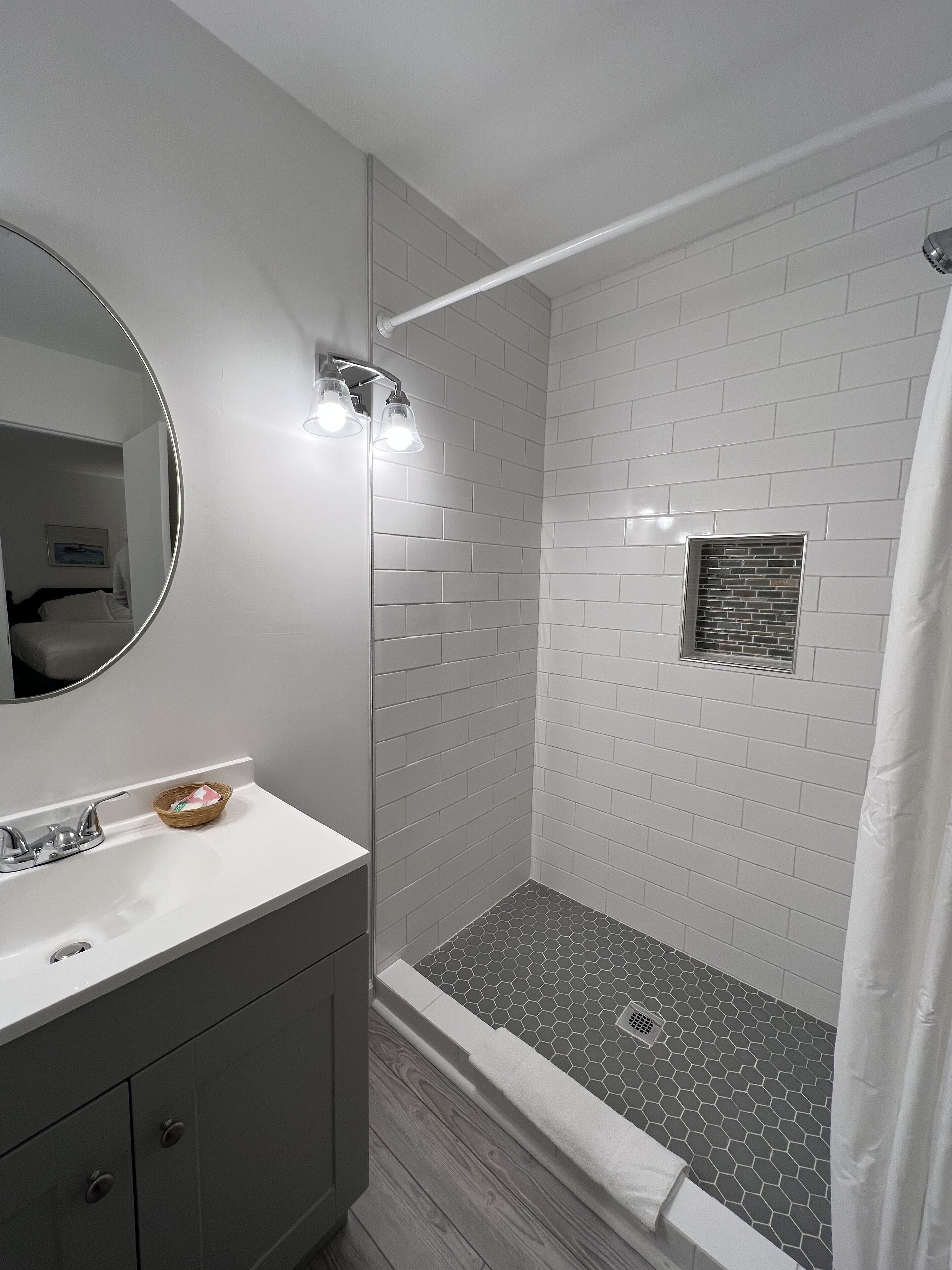 Standard Room, 2 Queen Beds, Exterior | Bathroom shower