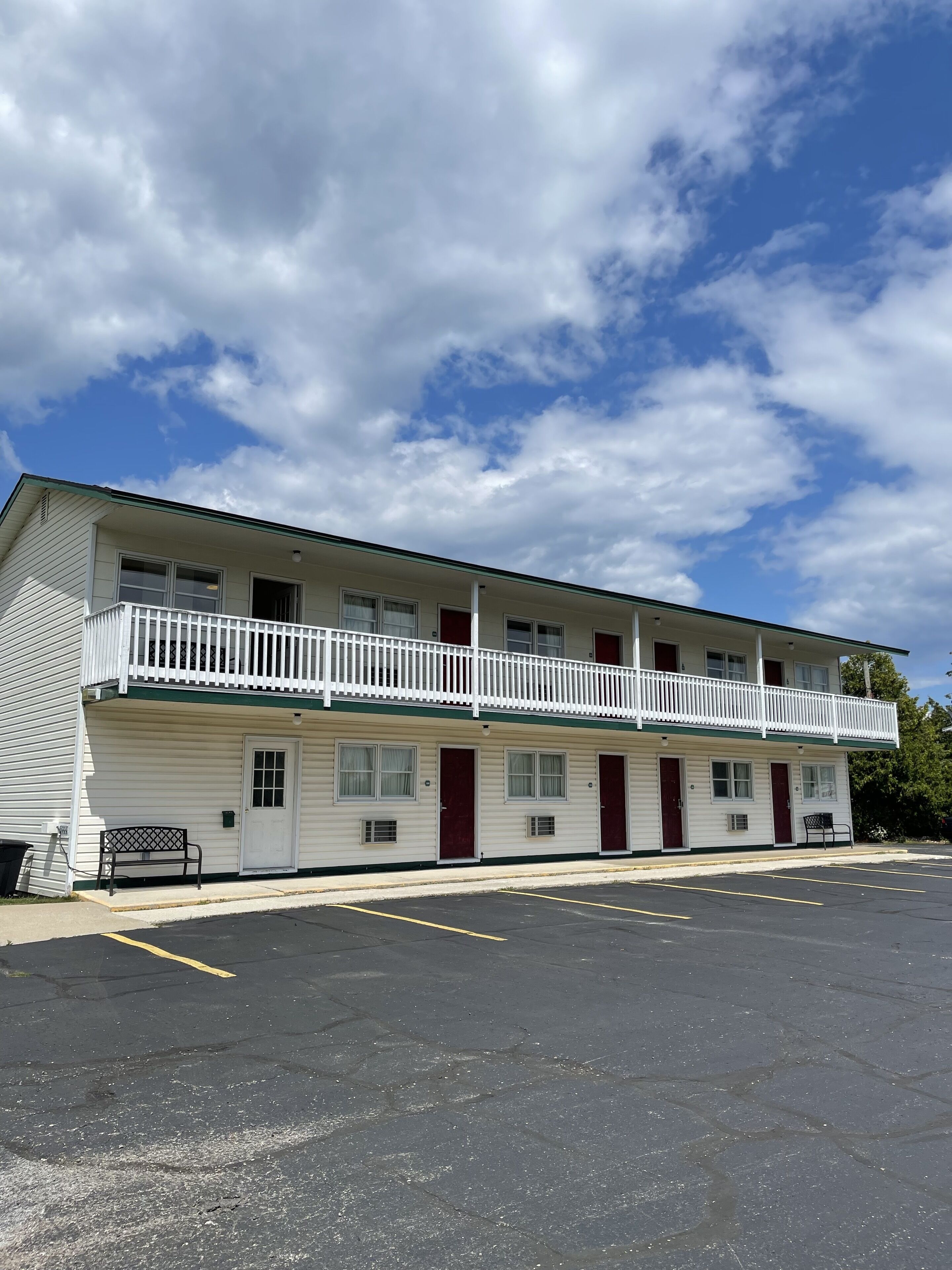 Standard Room, 2 Queen Beds, Exterior | Desk, blackout curtains, iron/ironing board, rollaway beds