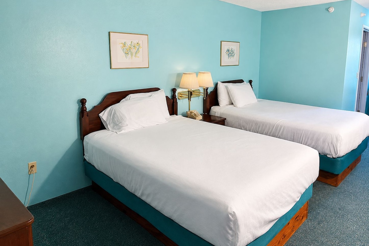 Poolside Double Beds (No Pets) | Desk, blackout drapes, iron/ironing board (on request)