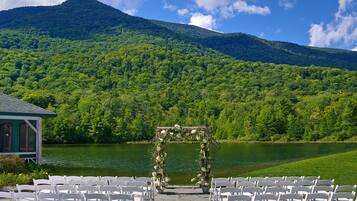 Área de bodas al aire libre