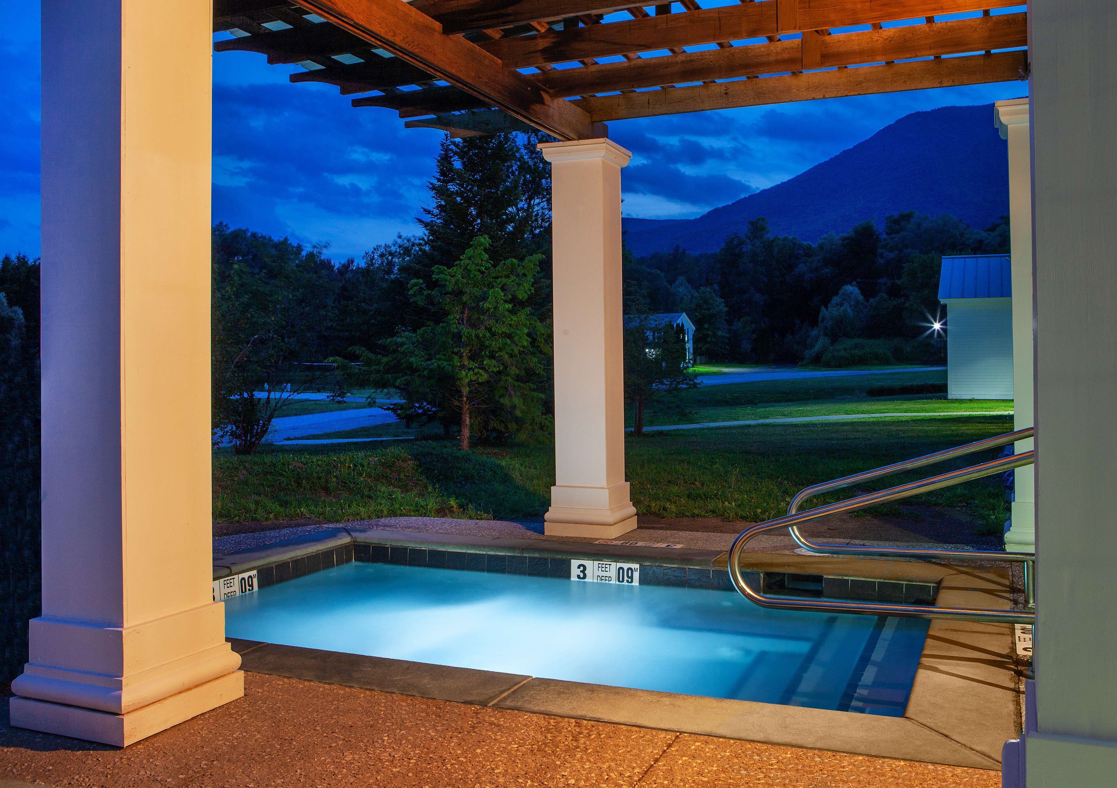 Sauna, steam room, body treatments, hydrotherapy, aromatherapy