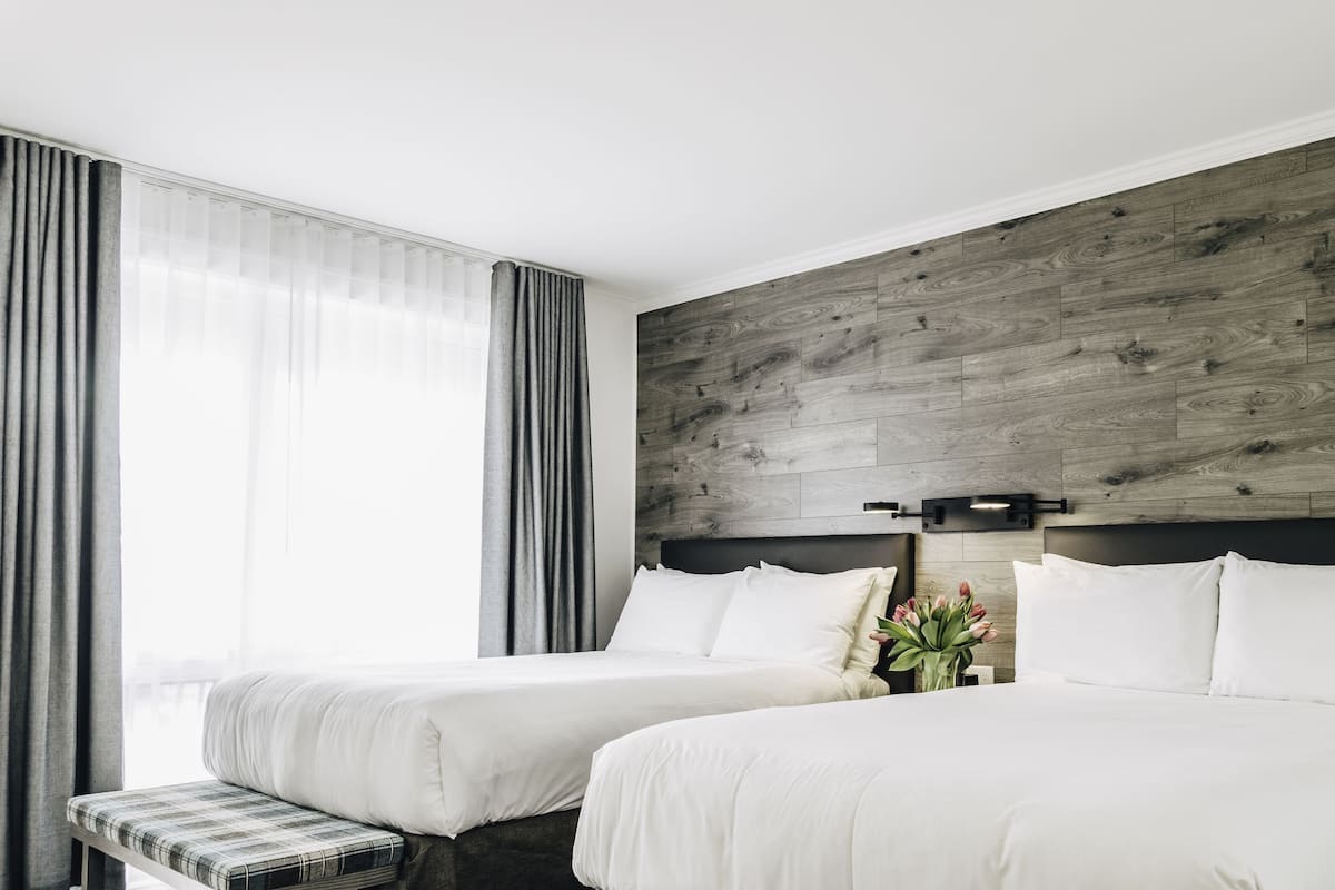 Down duvets, Select Comfort beds, desk, laptop workspace