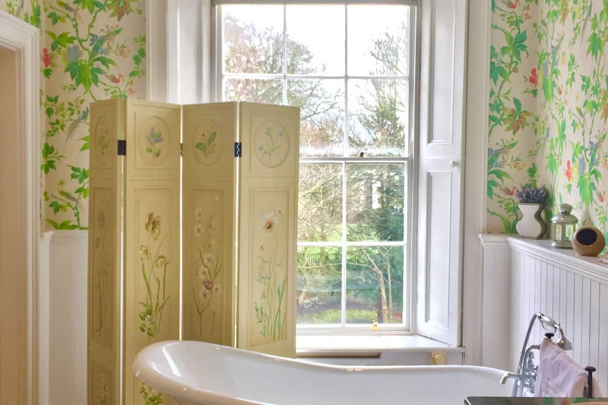 heritage period style room | hypo-allergenic bedding, select comfort beds, in-room safe, desk