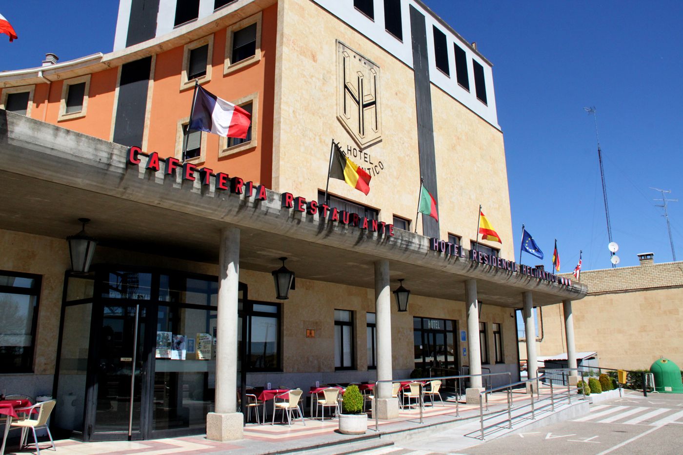 Photo - Hotel Helmántico