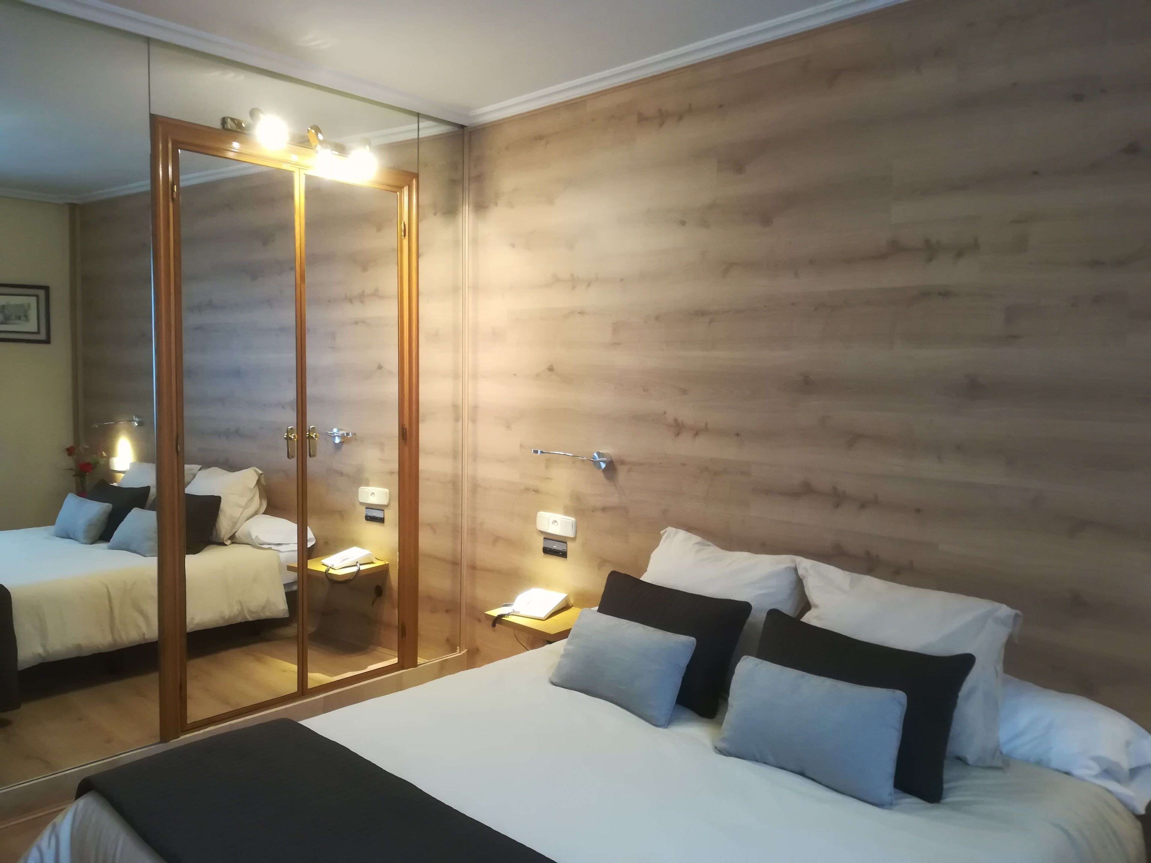 In-room safe, desk, blackout curtains, soundproofing