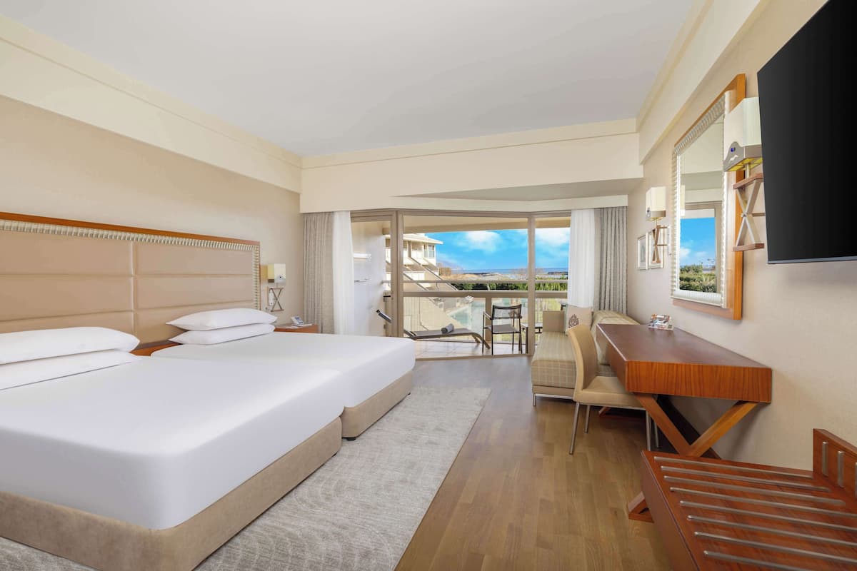 1 bedroom, free minibar, in-room safe, desk