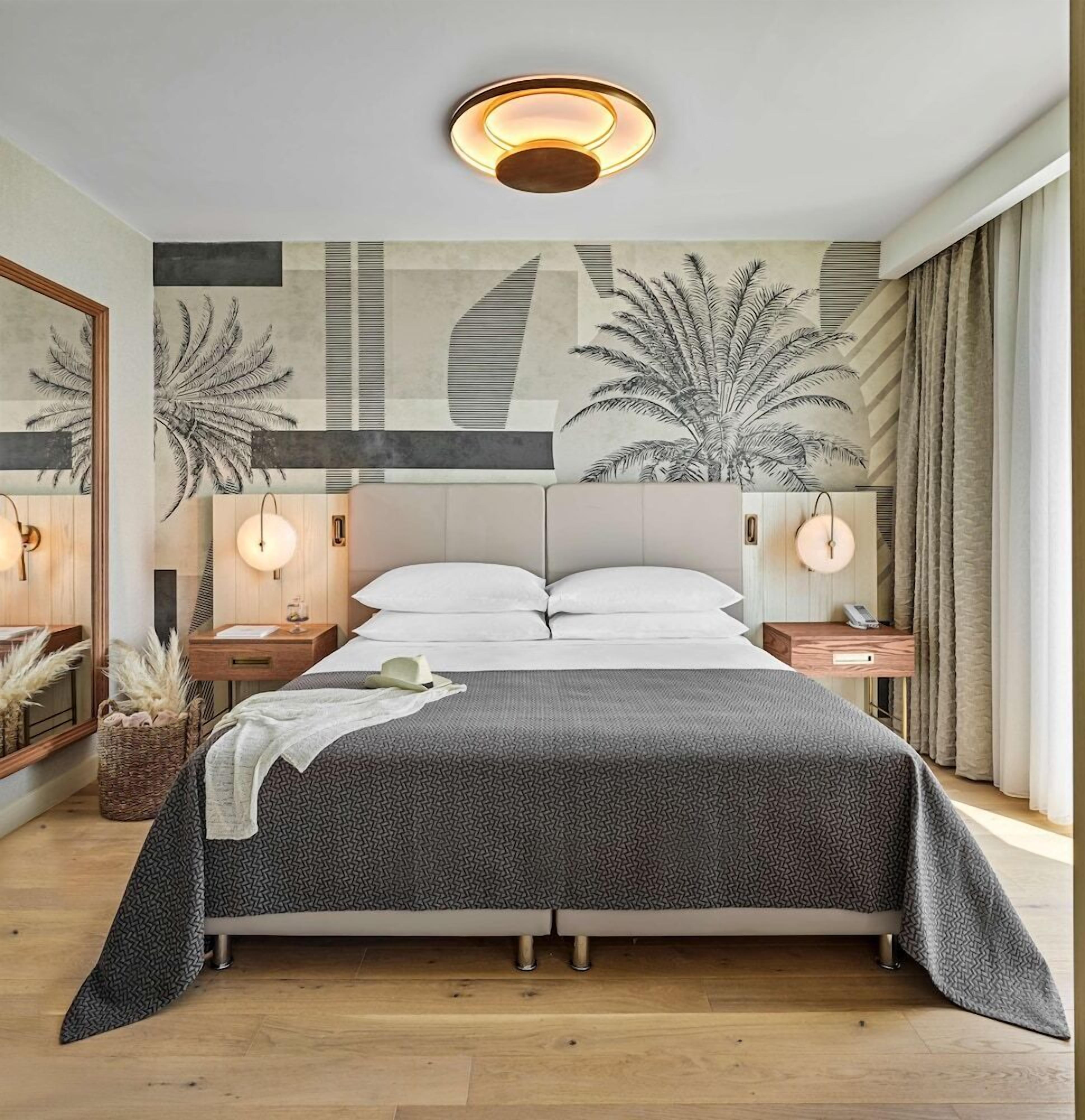 Articles gratuits dans le mini-bar, coffres-forts dans les chambres