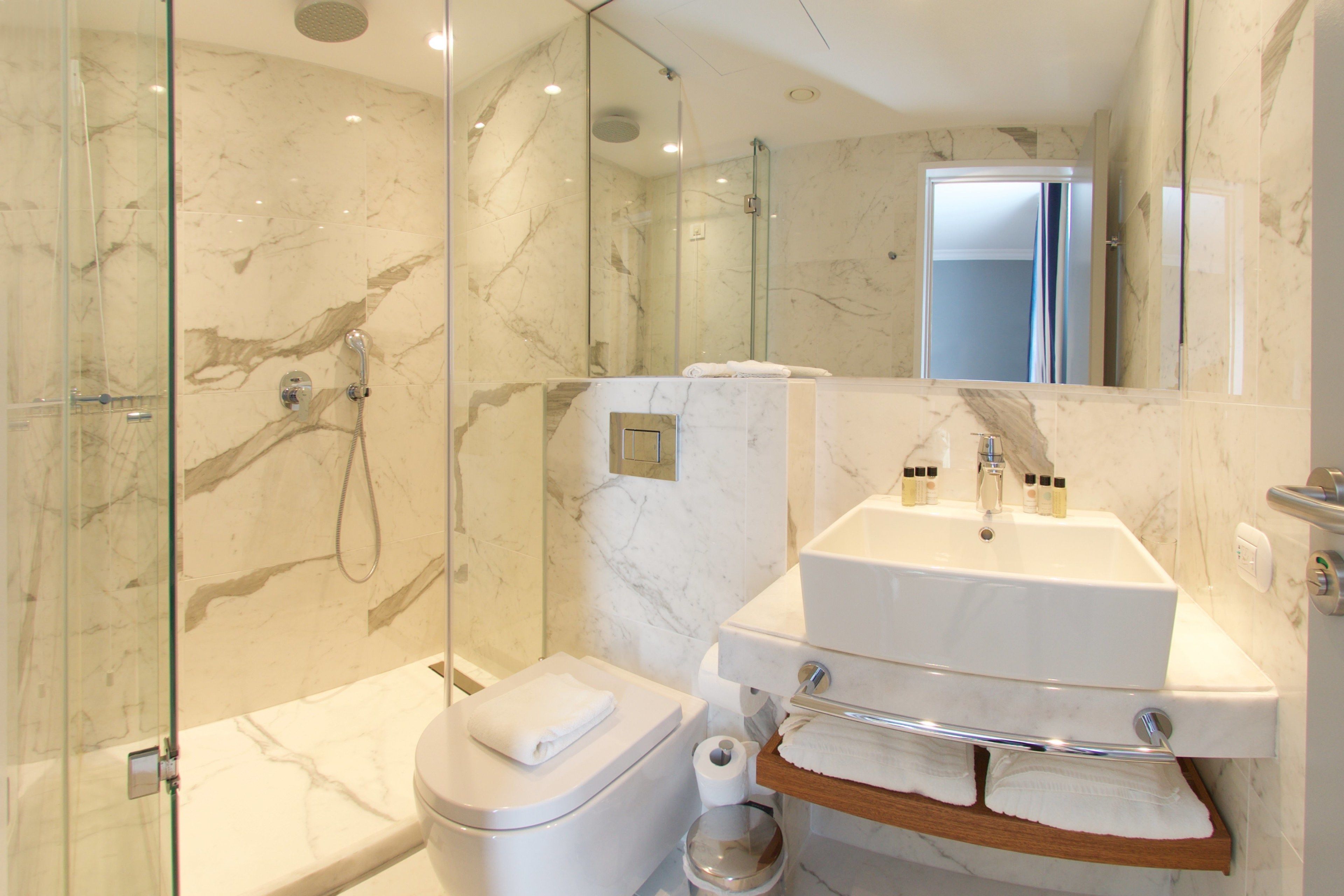 shower, free toiletries, hair dryer, bathrobes