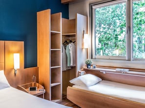 Standard Room, 1 Double Bed with Sofa bed | In-room safe, desk, soundproofing, iron/ironing board