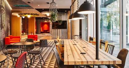 ibis Barcelona Glories 22