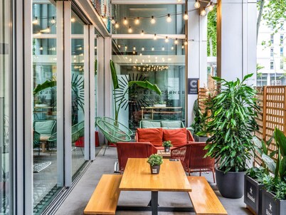 ibis Barcelona Glories 22