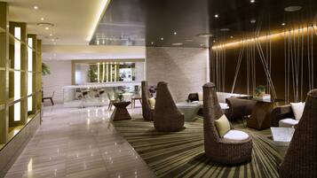 Couples treatment rooms, steam room, body treatments, hydrotherapy