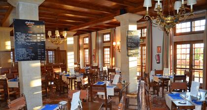 Parador De Verin