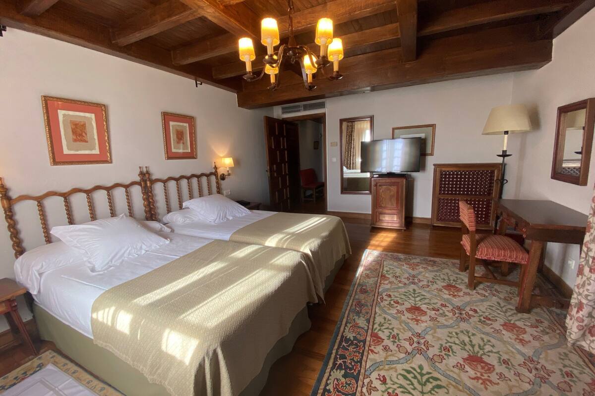 superior double room | 1 bedroom, minibar, in-room safe, desk