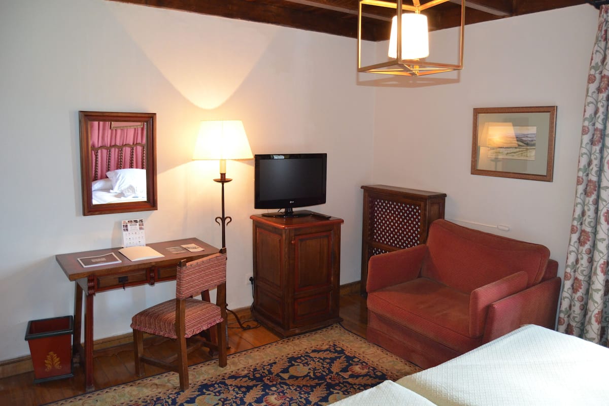 1 bedroom, minibar, in-room safe, desk