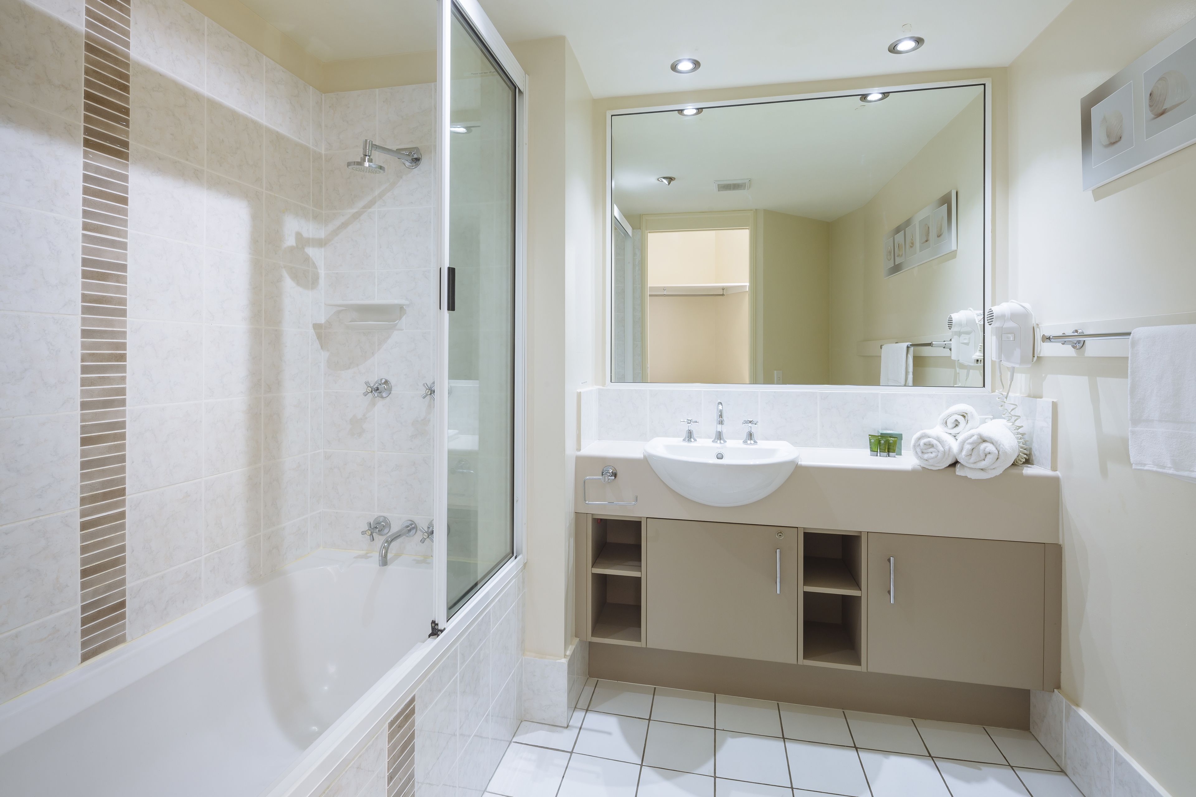 Coral Sands Resort — image 15