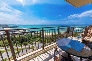 Premium Suite in Condo Bldg (Quadruple Occupancy) | Beach/ocean view
