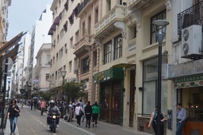 Mặt tiền nơi lưu trú