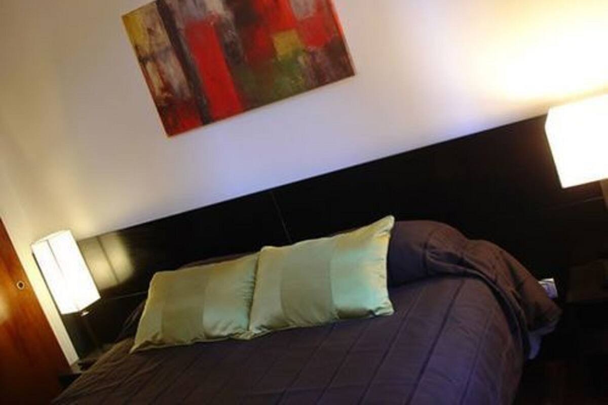 Sengetøy av topp kvalitet, dundyner og memory foam-senger