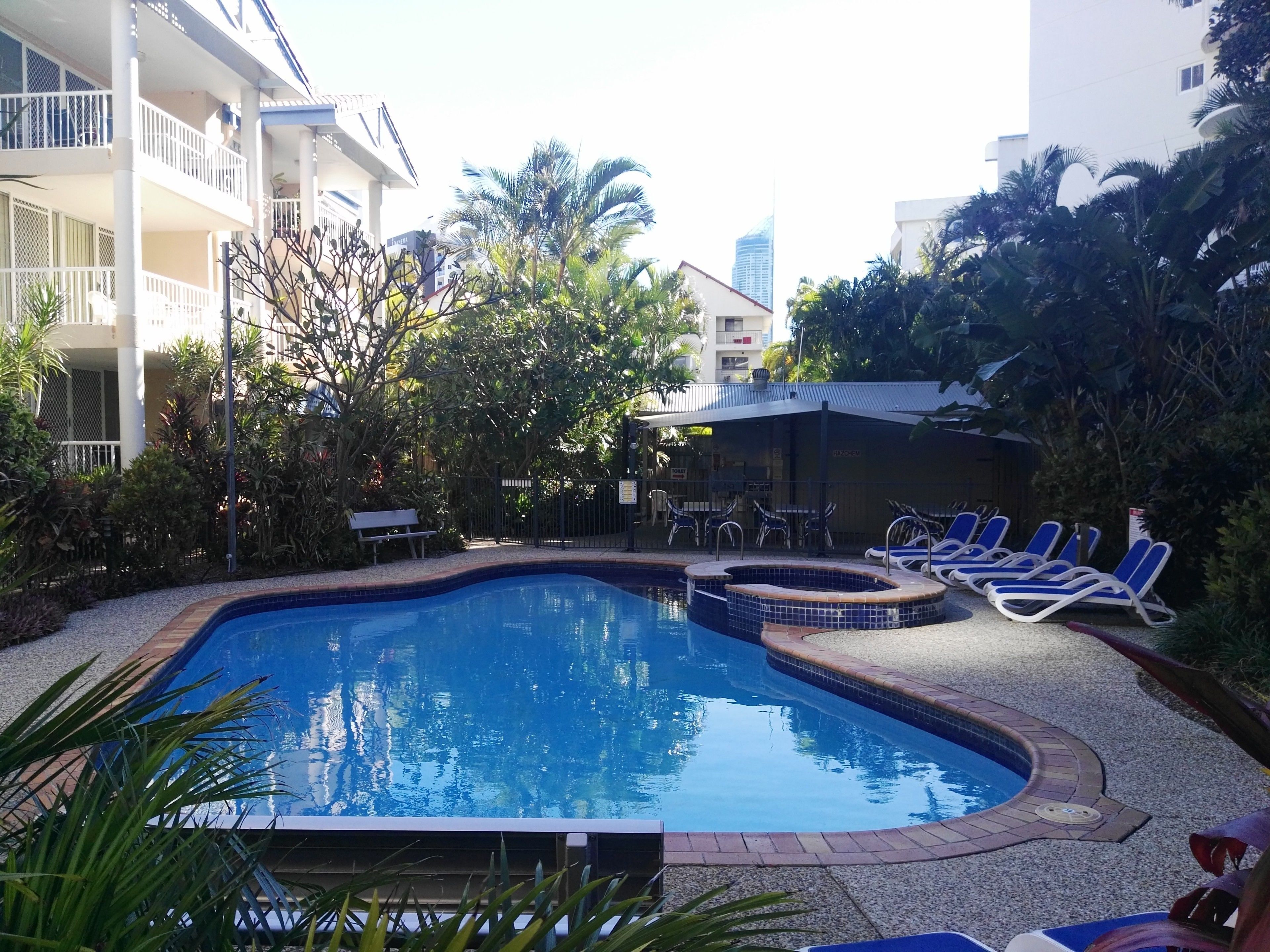 Surfers Beach Holiday Apartments — image 3