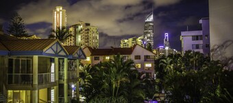 Surfers Beach Holiday Apartments