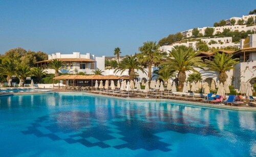 Lagas Aegean Village