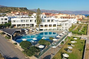 Exterior - Maritimo Beach Hotel (Agios Nikolaos)