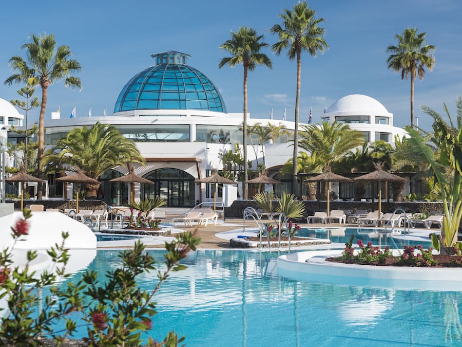 5 piscinas al aire libre, sillones reclinables de piscina