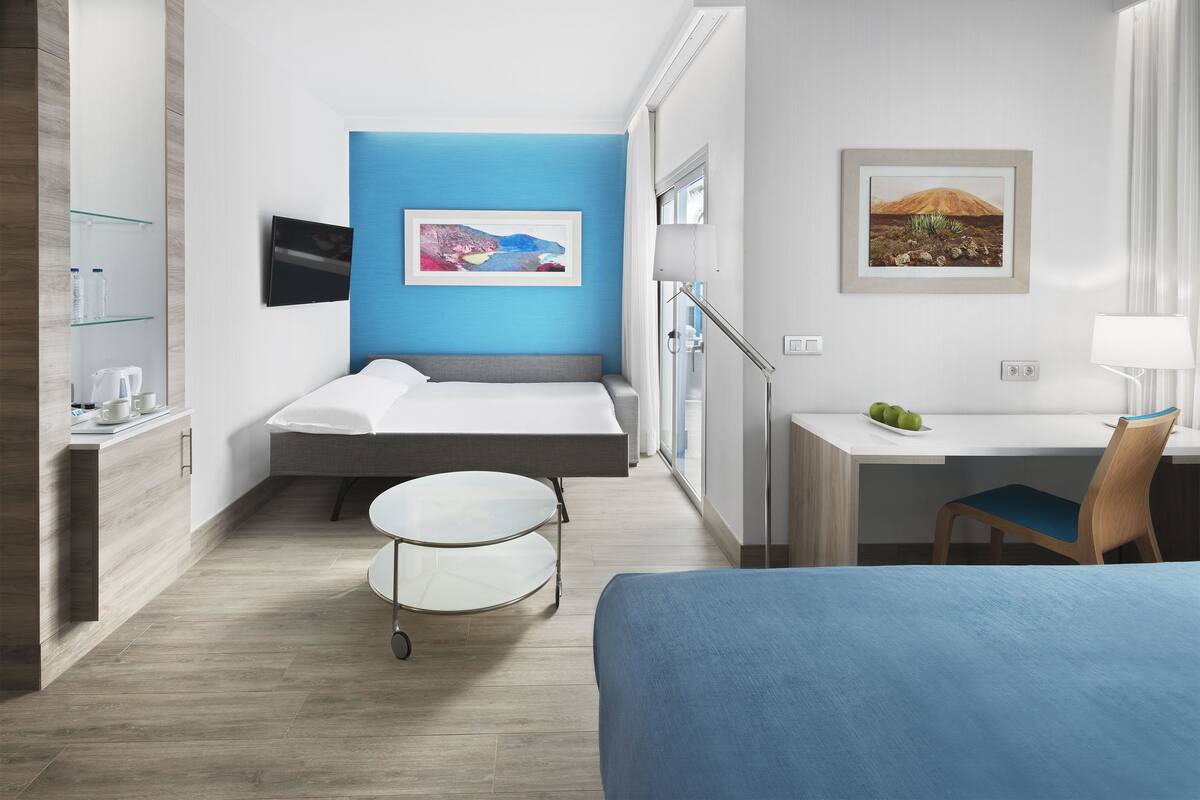 Coffres-forts dans les chambres, bureau, Wi-Fi gratuit, draps fournis