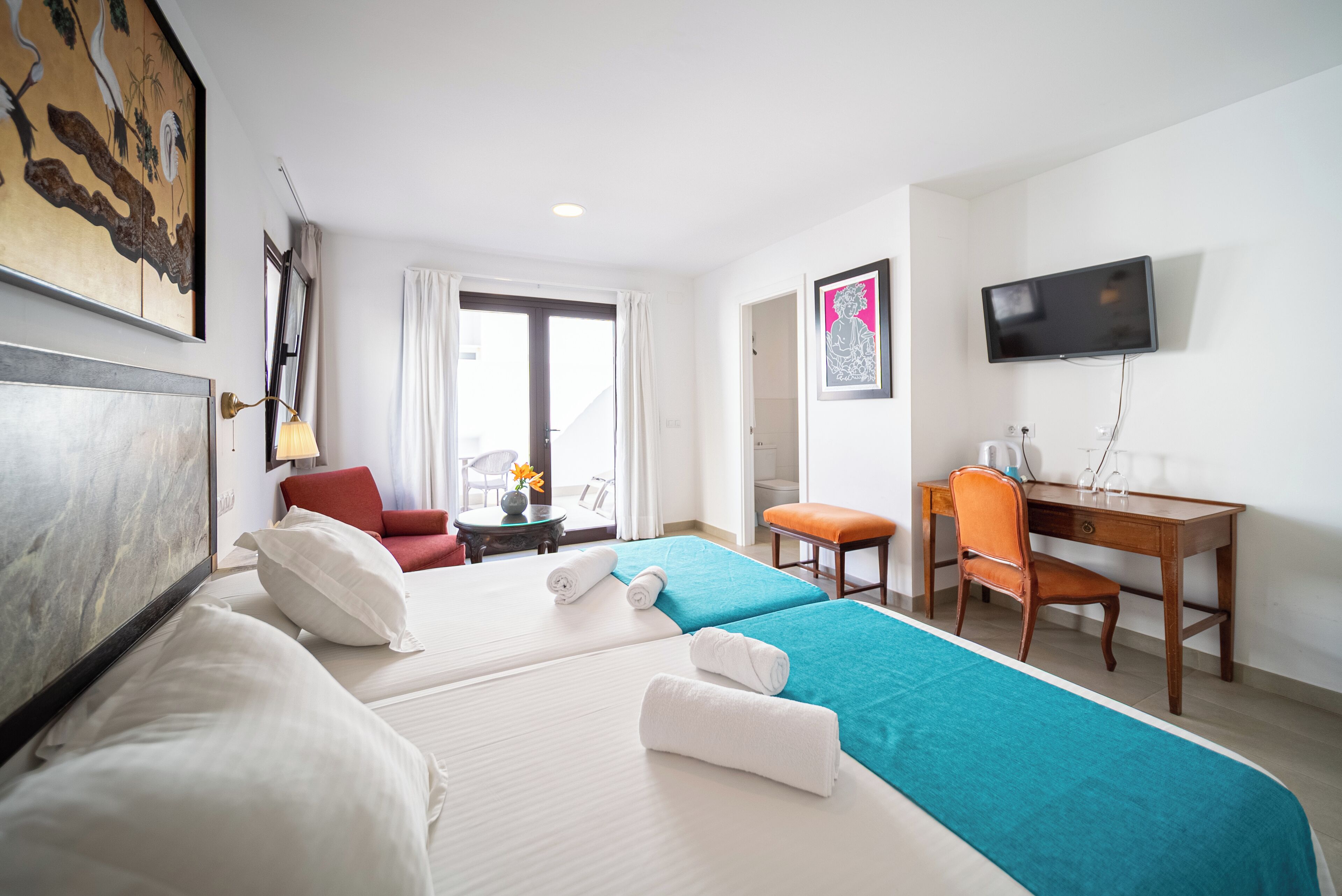 superior double room (terrace or balcony) | 2 bedrooms, in-room safe, individually decorated, laptop workspace