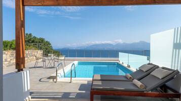 Suite with Sea View and Private Pool | View from room