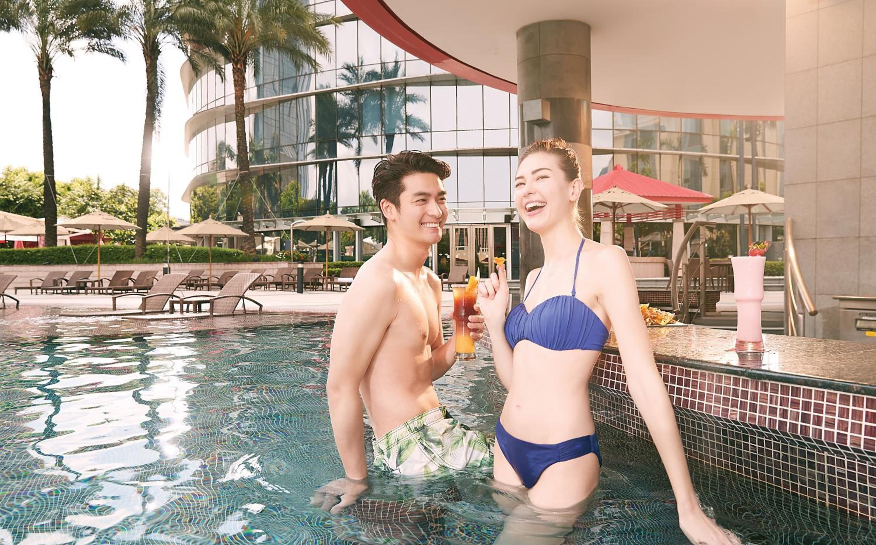 outdoor pool, free pool cabanas, pool umbrellas