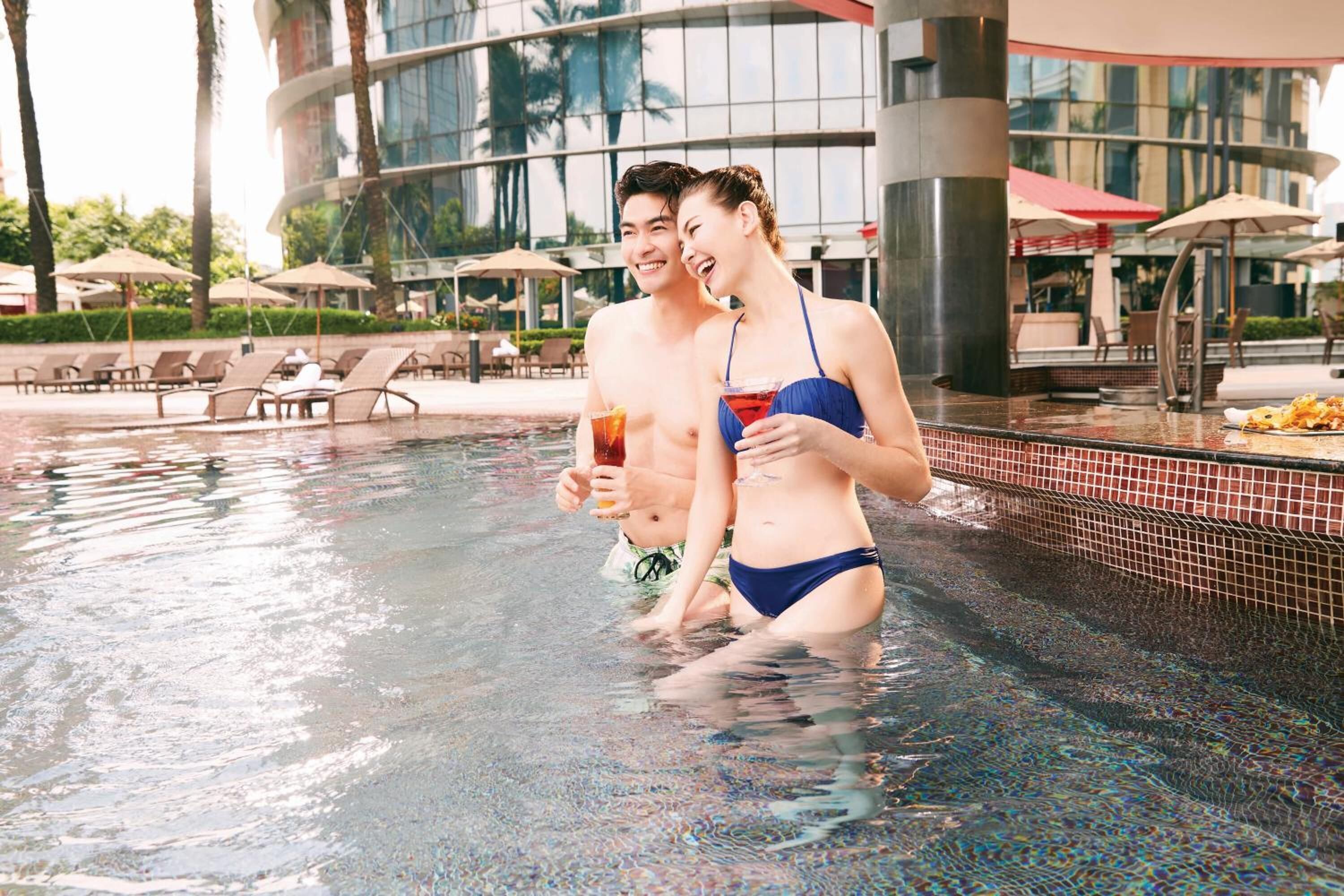 outdoor pool, free pool cabanas, pool umbrellas