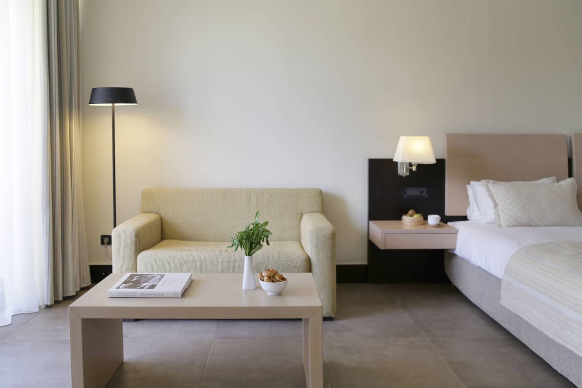 Ropa de cama de alta calidad, edredón y minibar