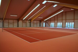 Tennis court - Resort Gutshof Sparow (Nossentiner Huette)