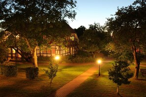 Property grounds - Resort Gutshof Sparow (Nossentiner Huette)