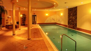 Indoor pool - Resort Gutshof Sparow (Nossentiner Huette)