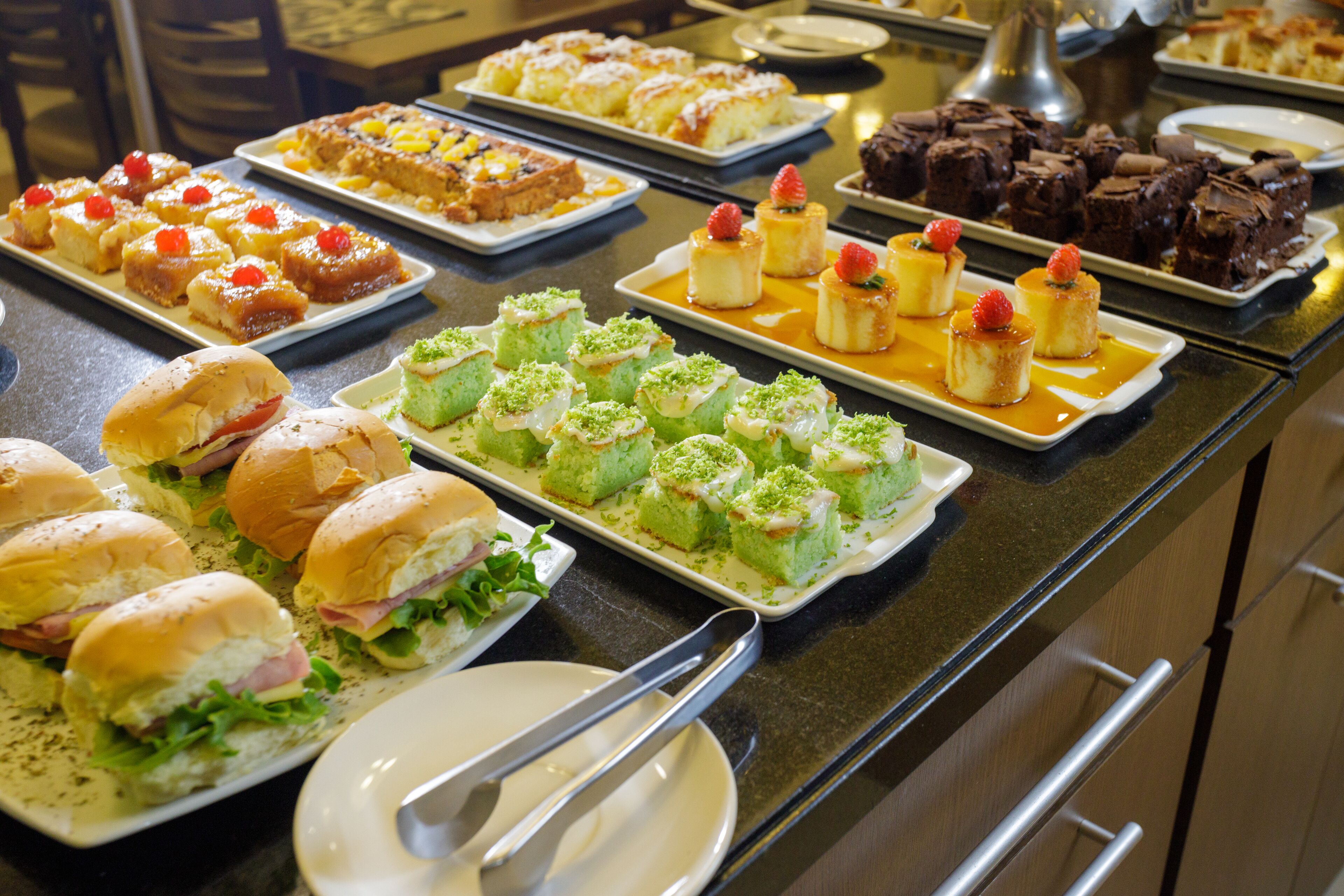 Desayuno buffet diario (BRL 34 por persona)