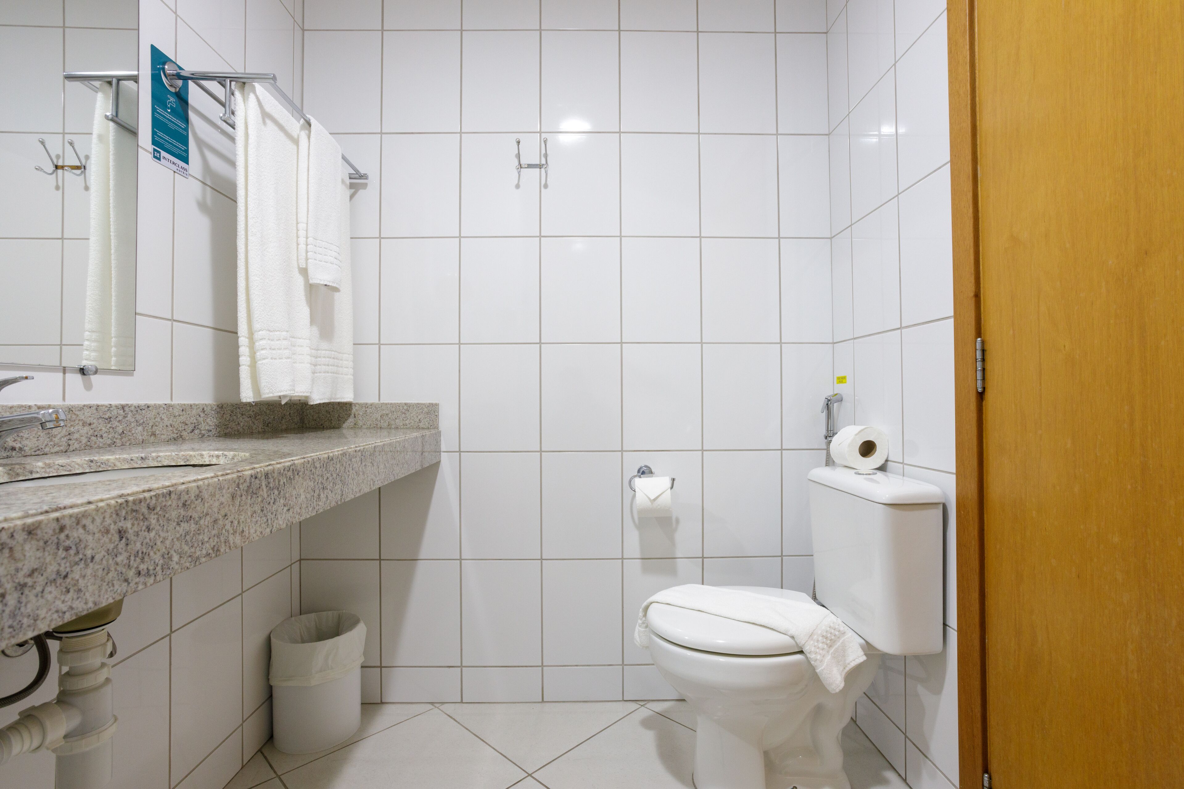 shower, rainfall showerhead, free toiletries, hair dryer