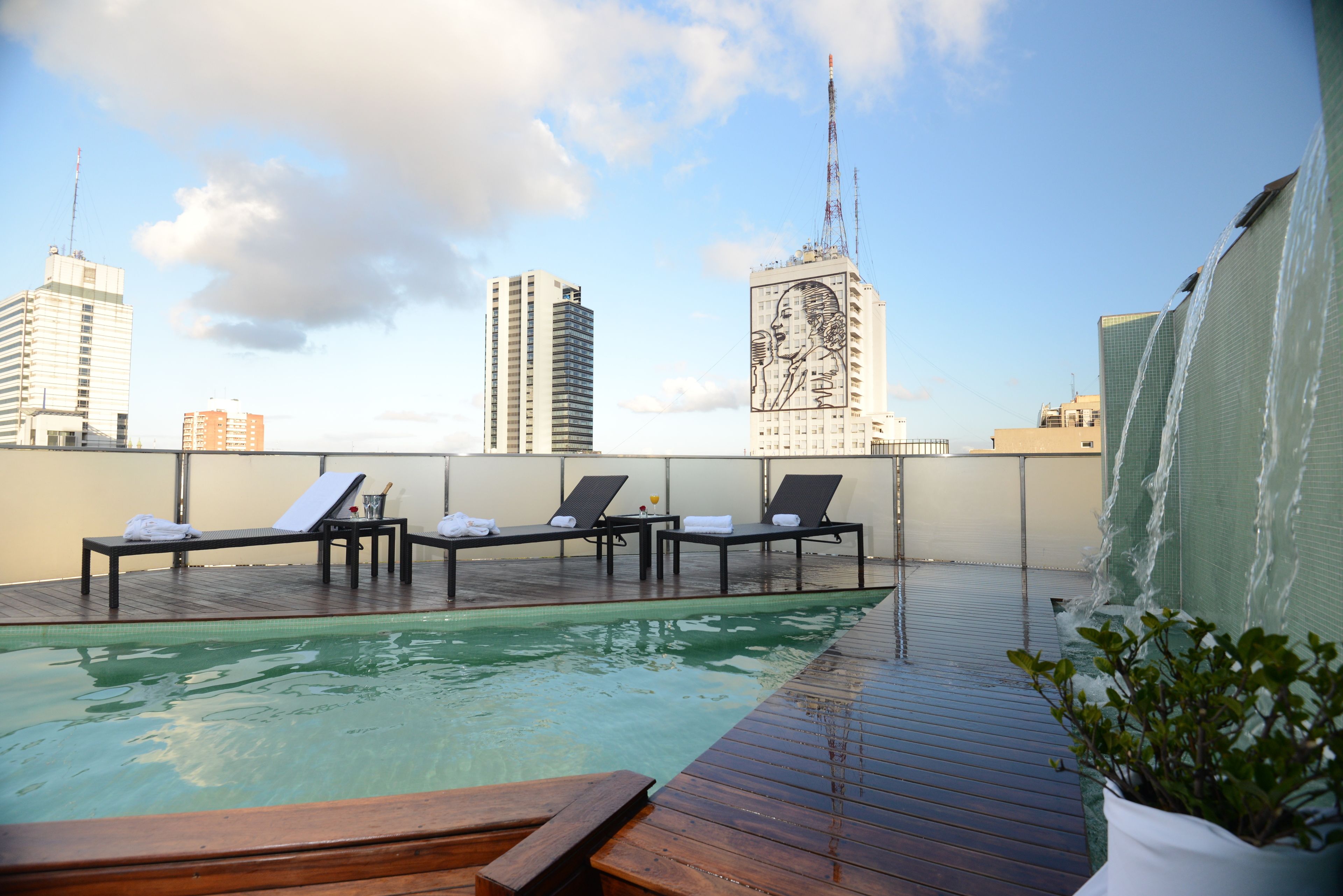 rooftop pool