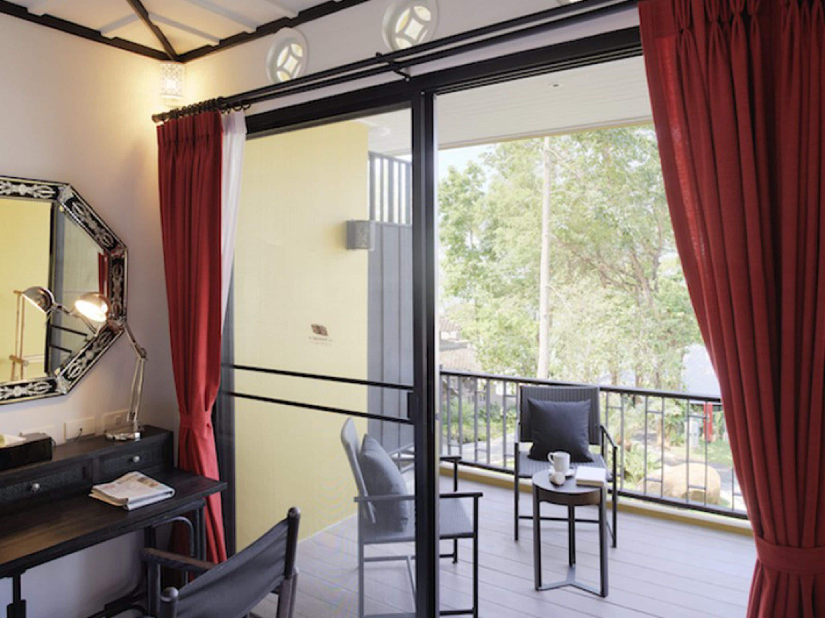 xxxhibicus deluxe room  | terrace/patio