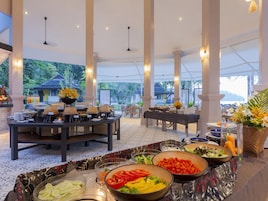 Continental breakfast for a fee
