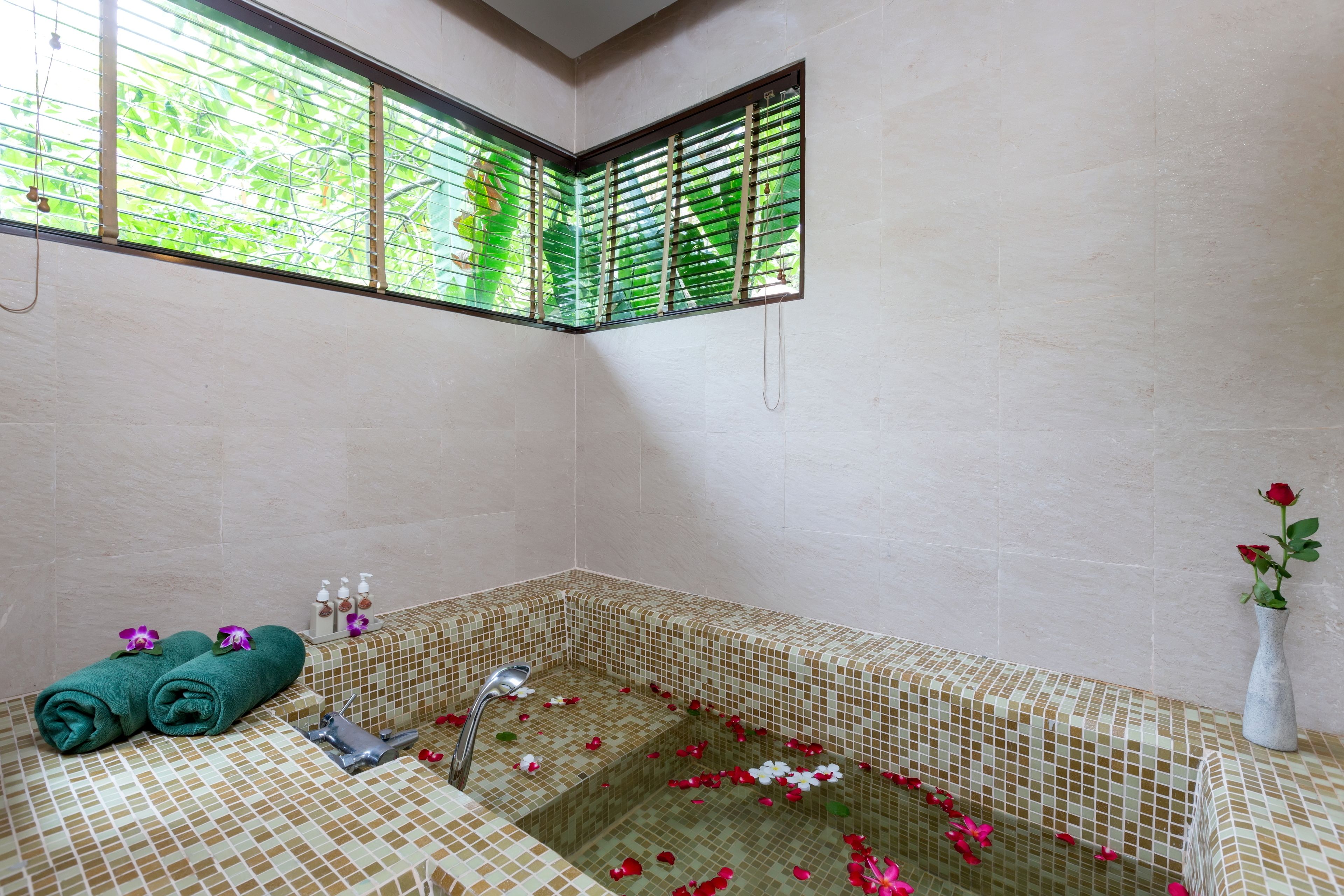 Photo - Khaolak Wanaburee Resort - SHA Extra Plus