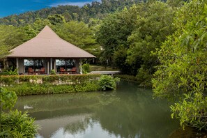 特级双人房或双床房, 花园景观 (Manor Villa) | 2 多间卧室、迷你吧、客房内保险箱、办公桌