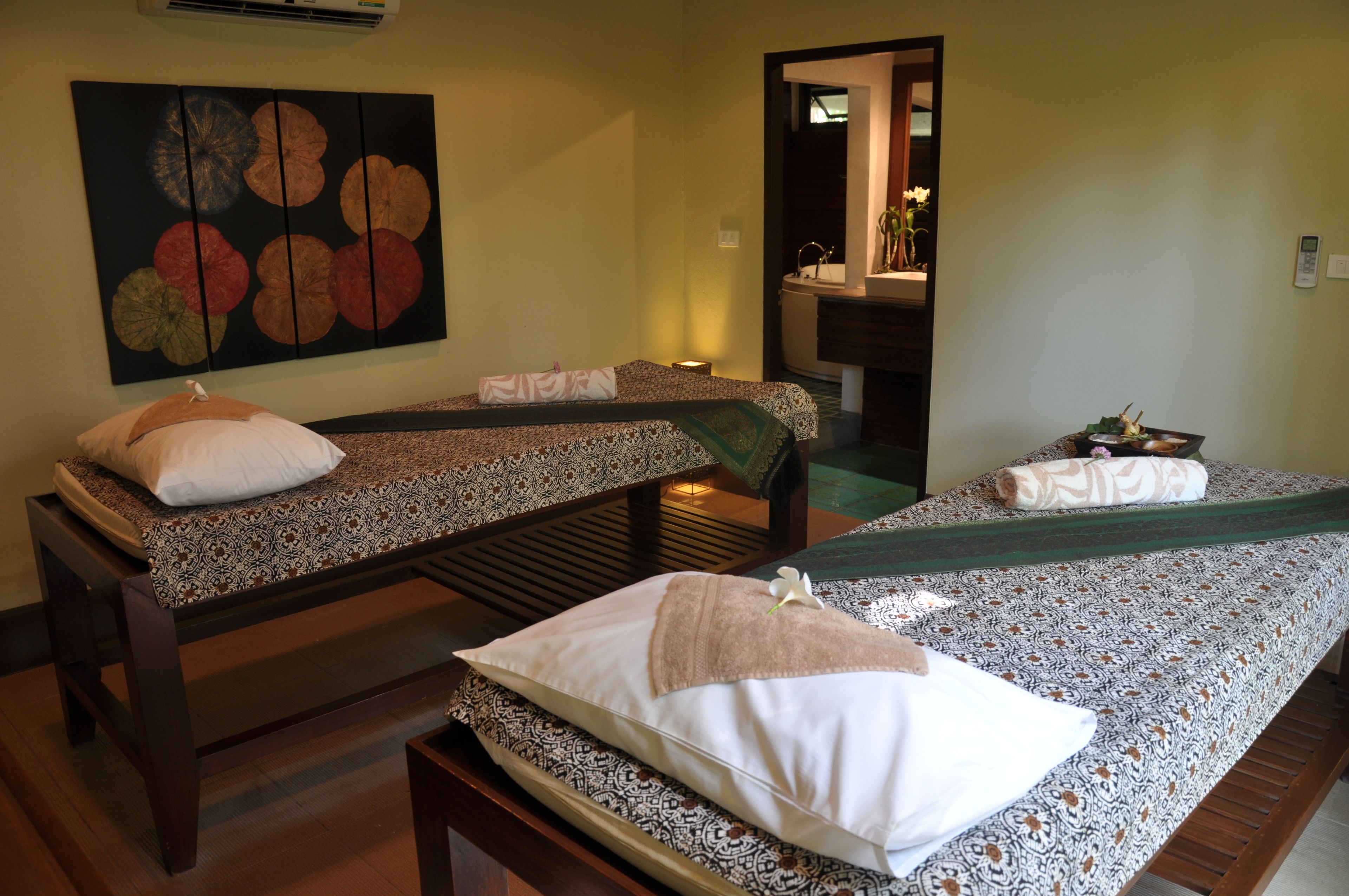 couples treatment room(s), hot tub, body treatments, aromatherapy