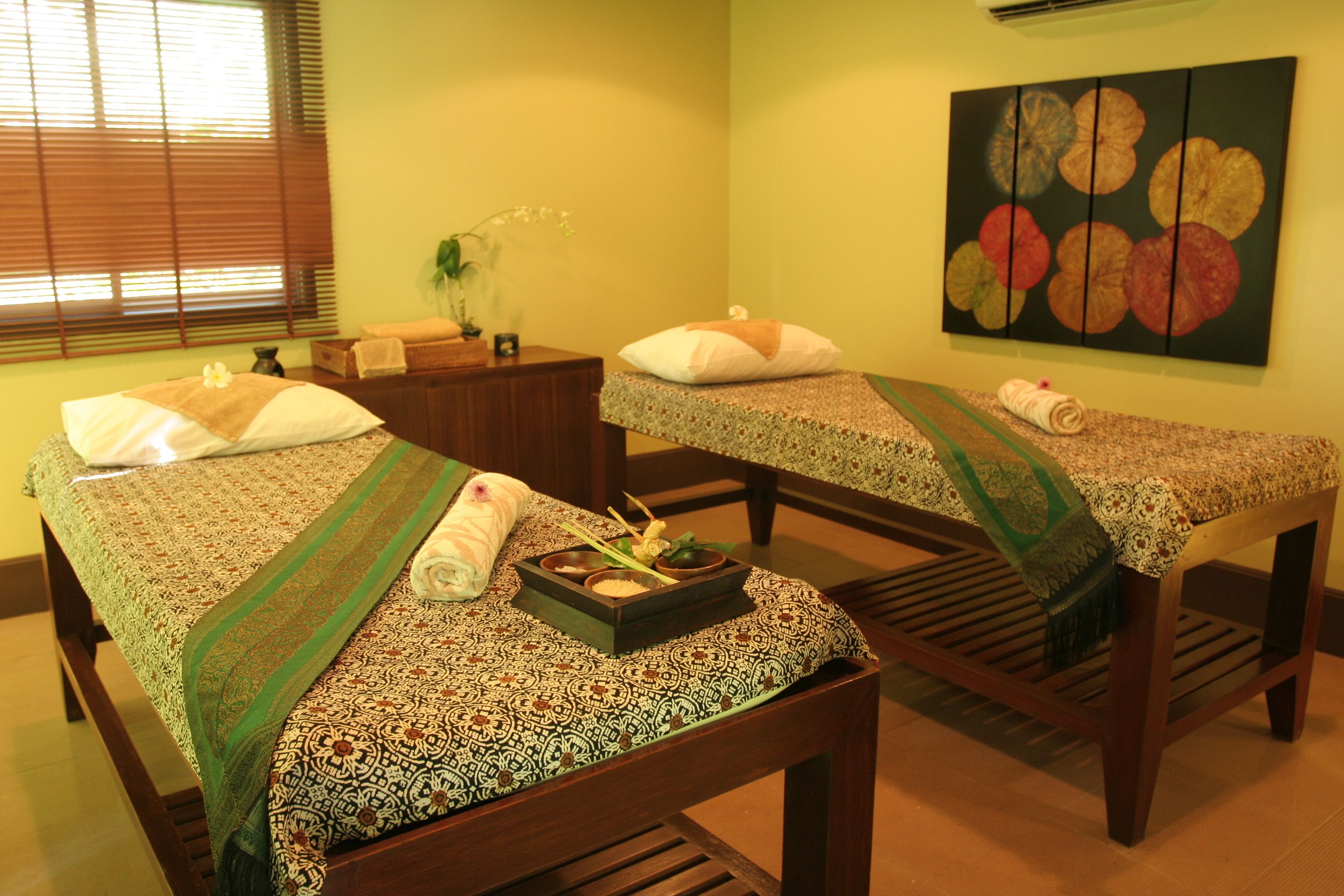 couples treatment room(s), hot tub, body treatments, aromatherapy