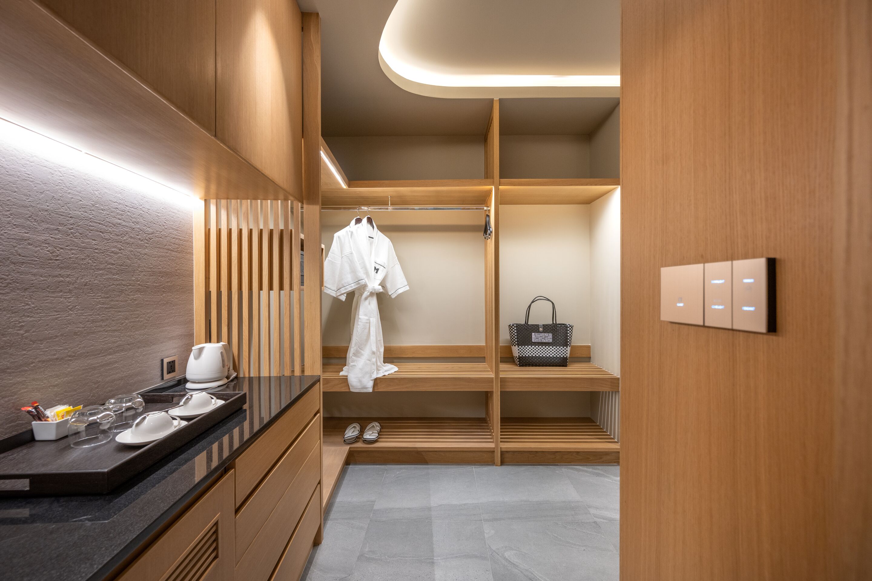 junior room, 1 king bed, pool access, ground floor | bathroom | separate bathtub and shower, free toiletries, hair dryer, bathrobes