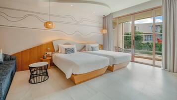 Phòng Junior, 1 giường đơn, có thể sử dụng hồ bơi (Upper Floor) | Minibar, két bảo mật tại phòng, bàn