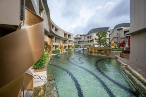 Kolam renang terbuka