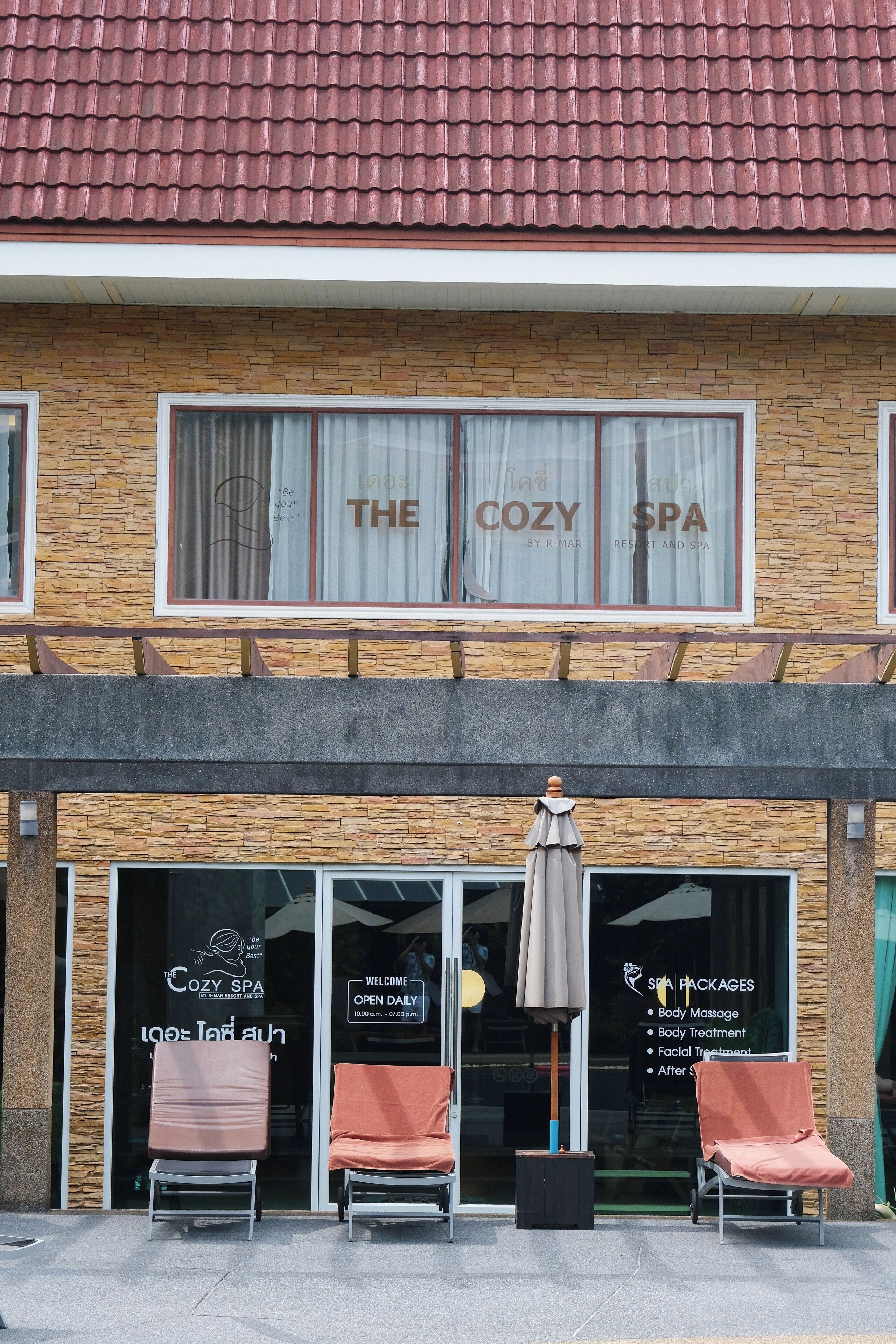 aromatherapy, 2 treatment rooms